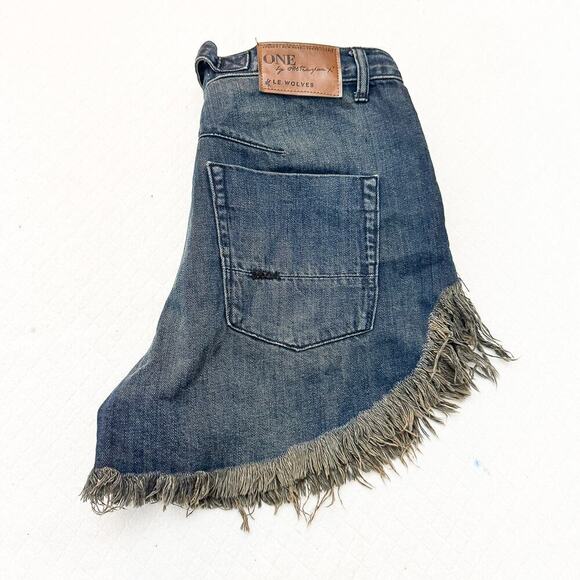 One x One Teaspoon Mid Length Denim Shorts Fox Black Charcoal Size 26 NWT - Picture 8 of 8